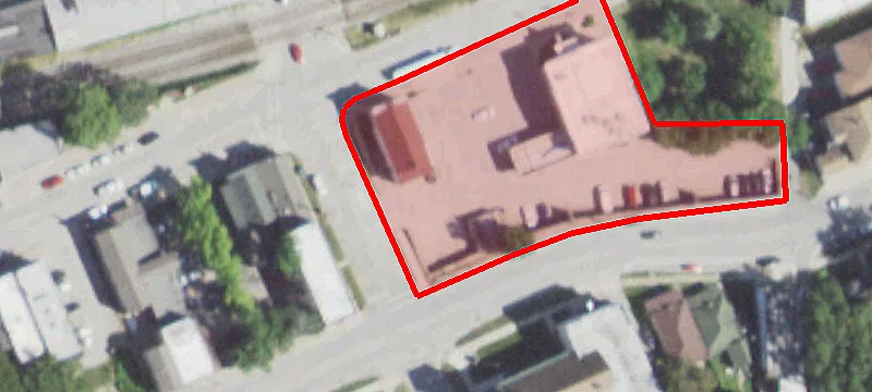 302 Main St