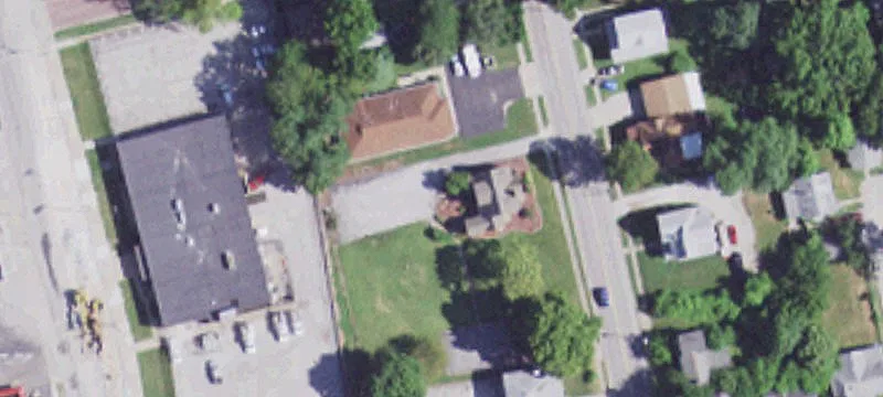 1816 Main St