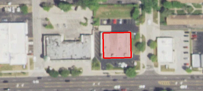 444 Roosevelt Rd