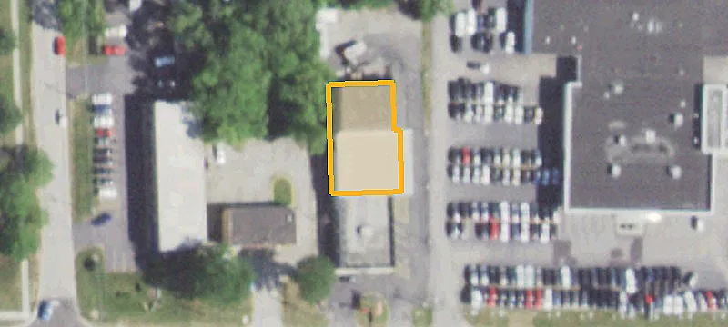 1208 Roosevelt Rd
