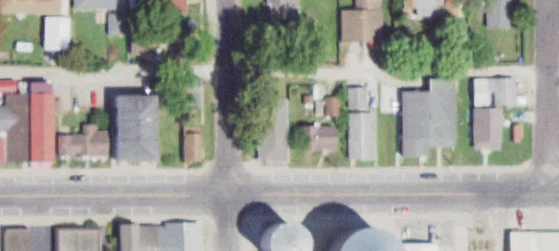 402 Main St