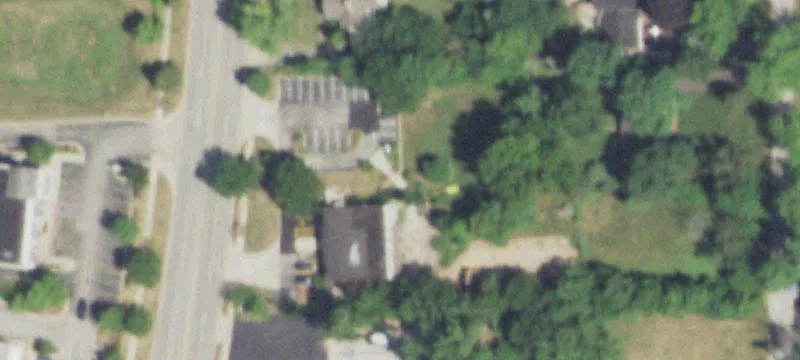 927 Main St