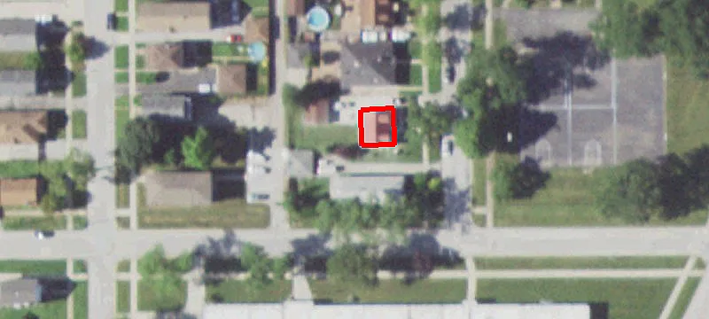 1044 Lowe Ave