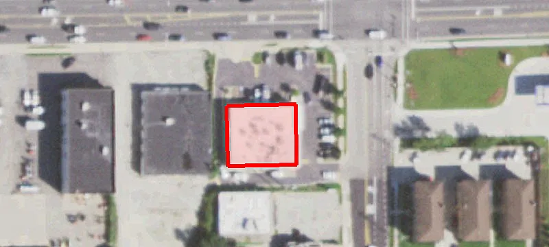 926 Roosevelt Rd