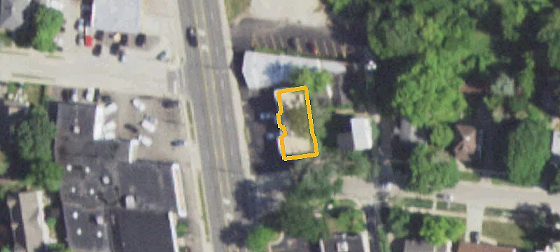 140 Milwaukee Ave