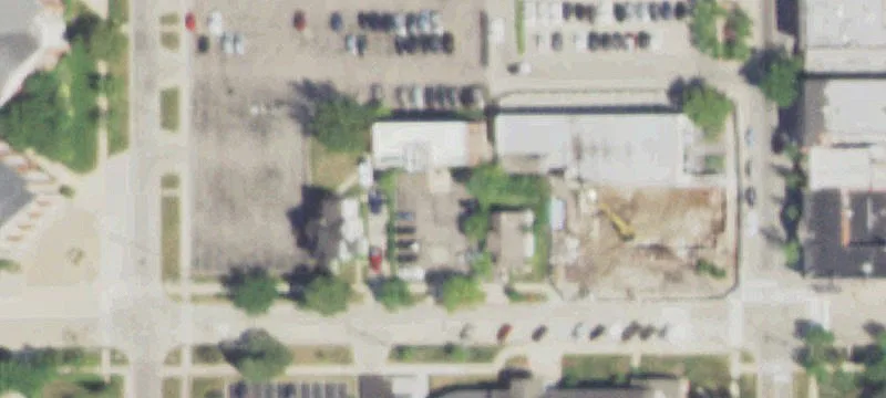 498 Hillside Ave