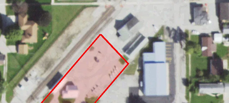 610 Main St
