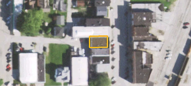 110 2nd St