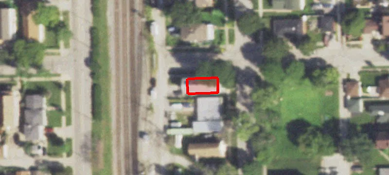 100 Hayes Ave
