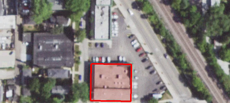 2116 Grn Bay Rd