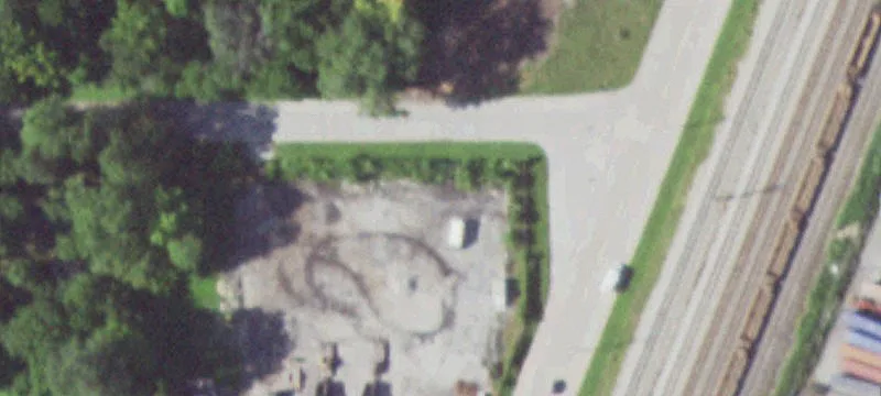 3333 Park Ave