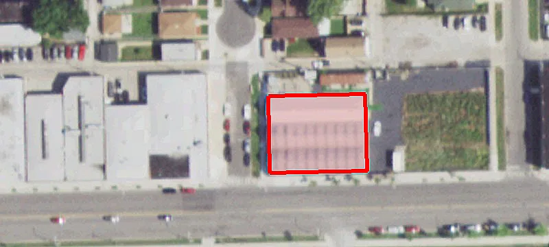 4260 Chicago Ave