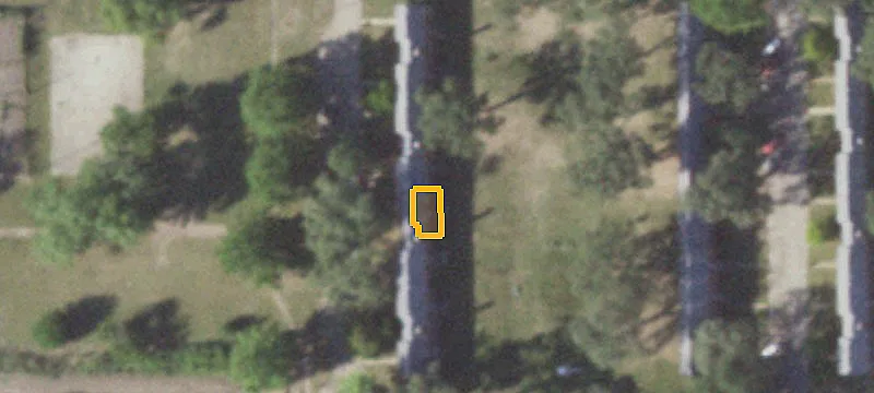 717 Embassy Row