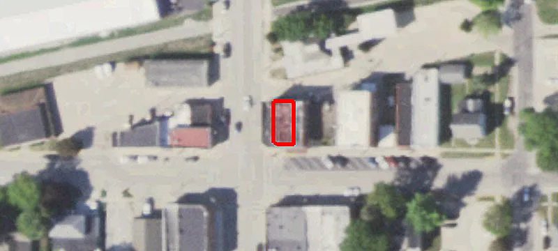 218 Lincoln St