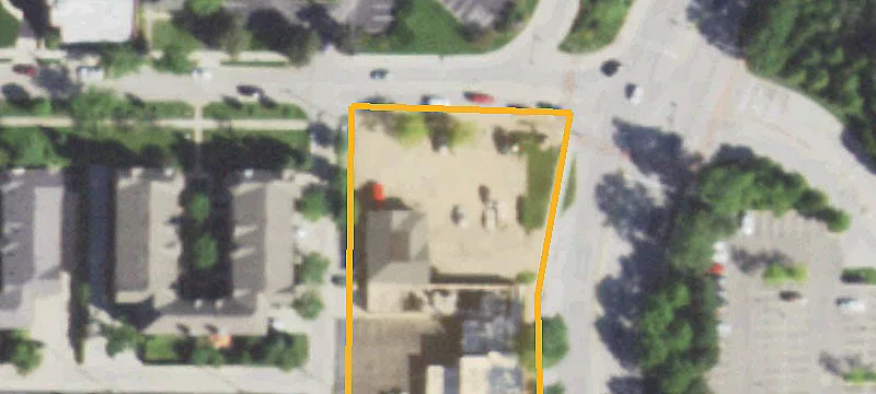930 Waukegan Rd