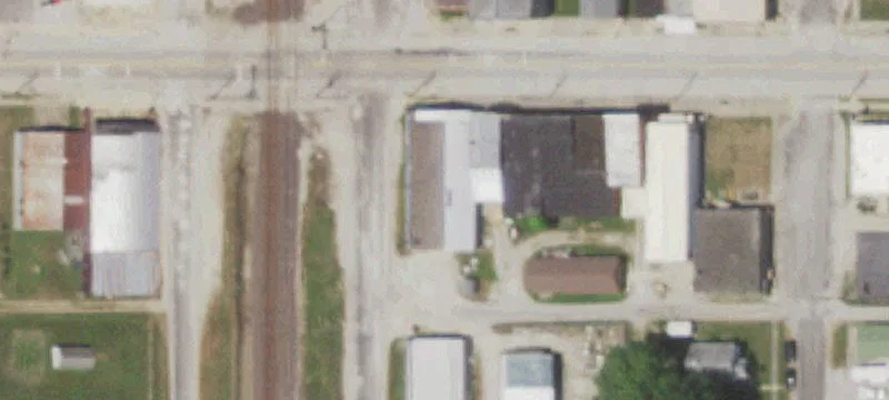 100 3rd St