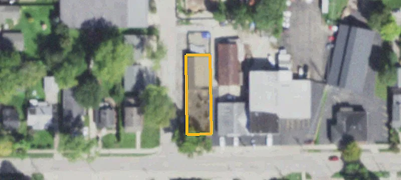 717 Main St