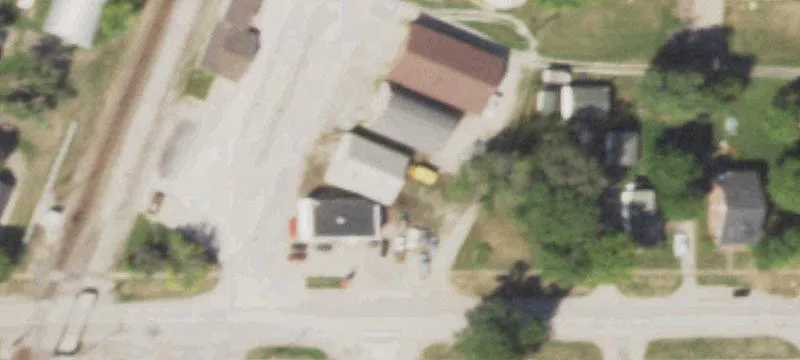 104 Railroad St