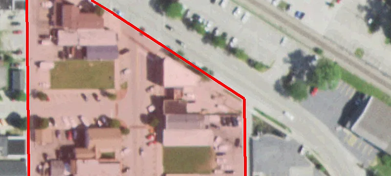 301 Cedar Lk Rd