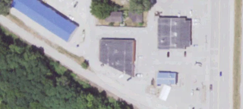 527 2nd W St