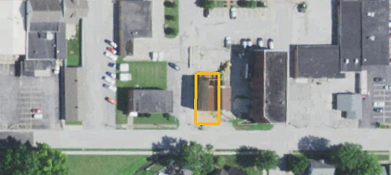 8 Main St