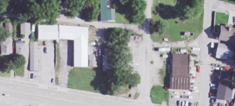 2832 Broadway
