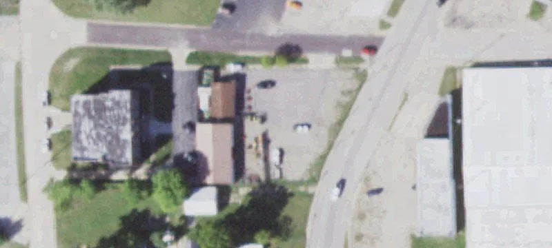 301 2nd St
