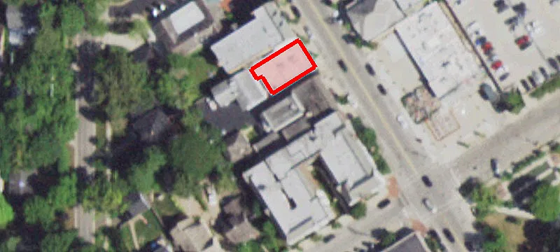 990 Grn Bay Rd