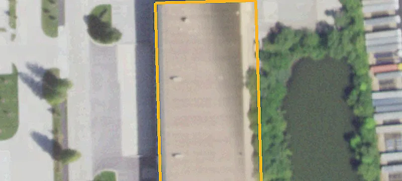 1245 Lakeside Dr