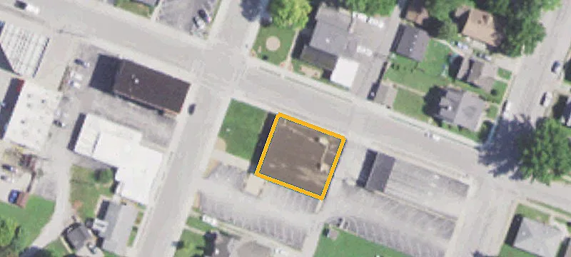 100 2nd St