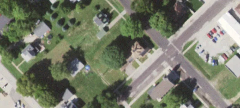 204 2nd St