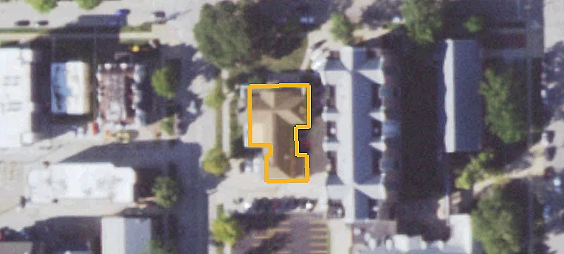 401 John St