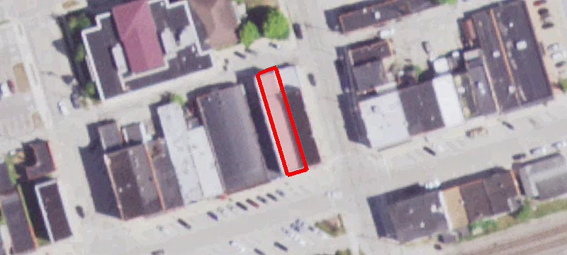 4 Main St