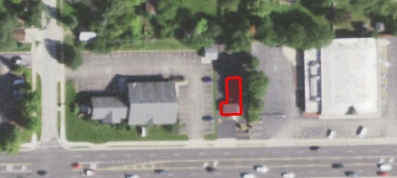711 Roosevelt Rd