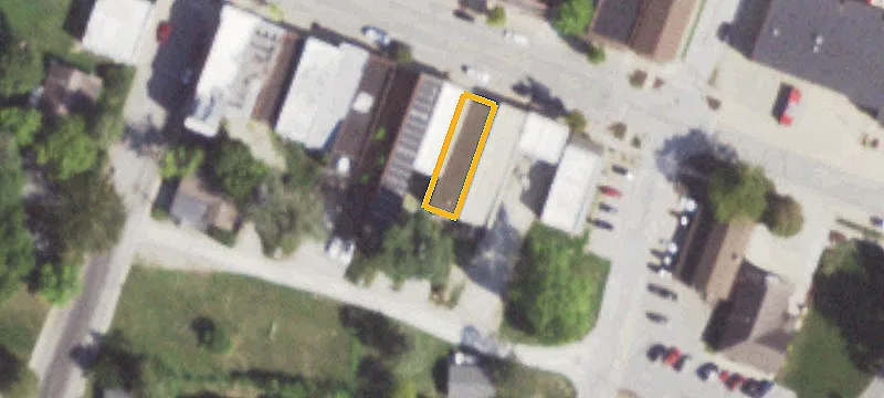 419 Main St