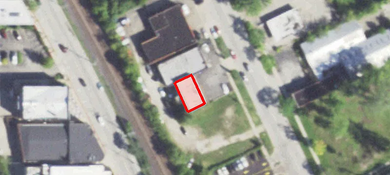 2648 Waukegan Ave