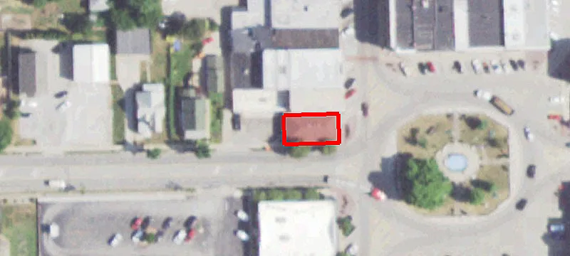 100 Main St