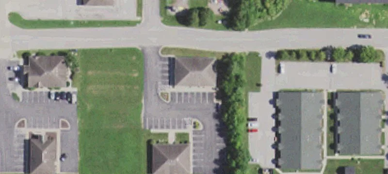 220 Bradford Ln