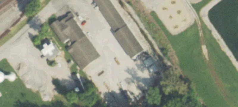 306 Railroad St
