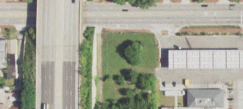 1094 Irving Park Rd