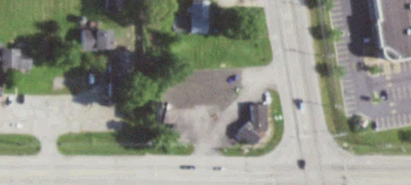 1670 Grn Bay Rd