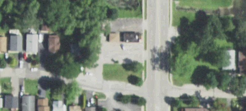 1104 Cedar Lk Rd