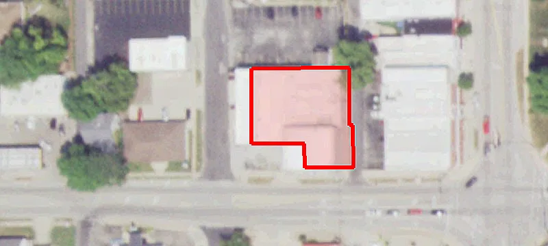 121 Ctr St