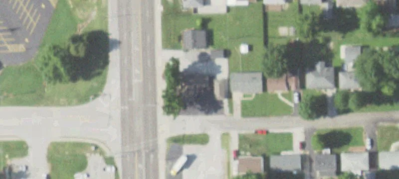 2301 Illinois St