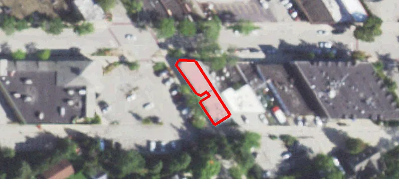 592 Roger Williams Ave