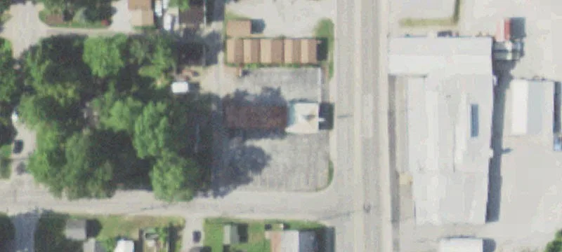 1201 Illinois St