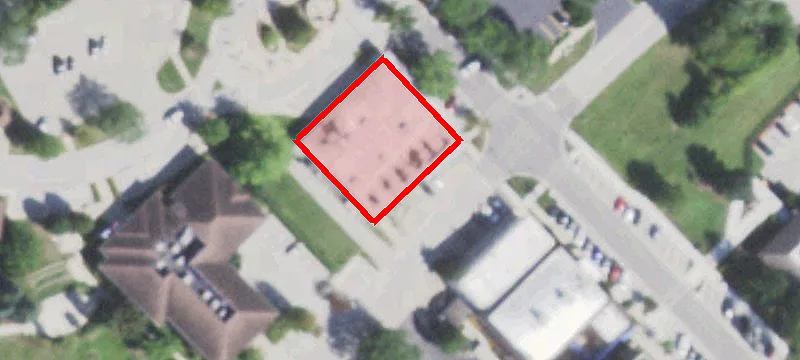 3rd Warren Ave