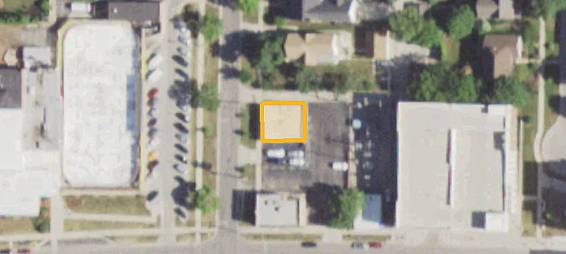 111 Maple Ave