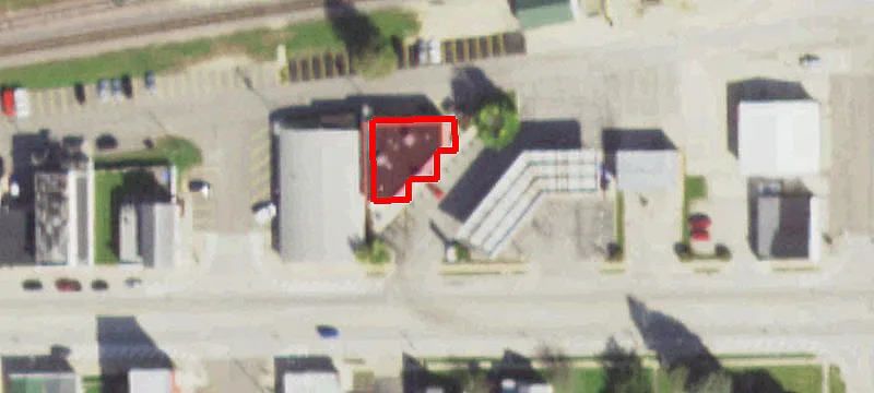 411 Main St