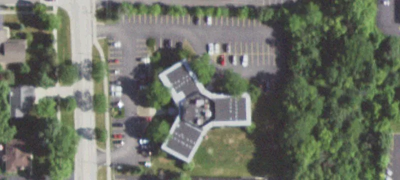 135 Greenleaf St